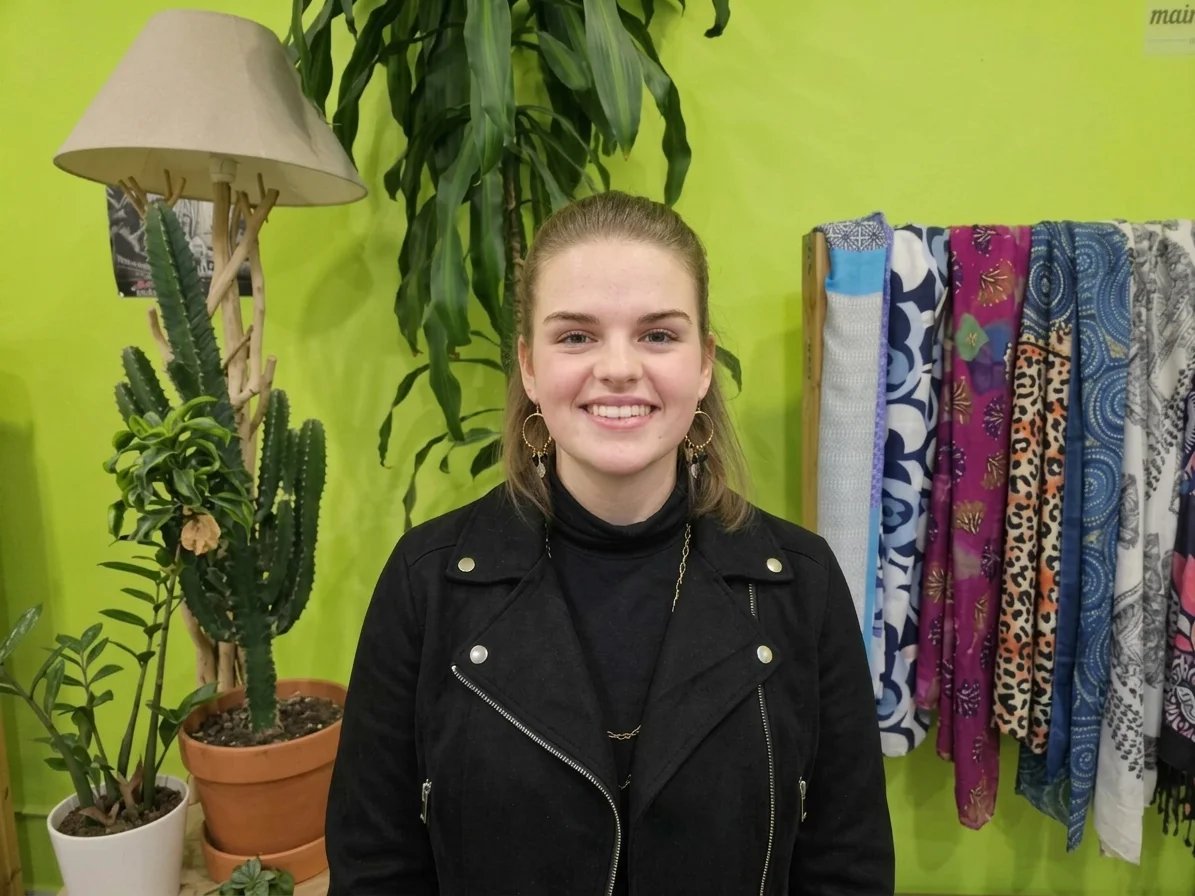 Soline, styliste chez A Paulin'Hair à Dunkerque